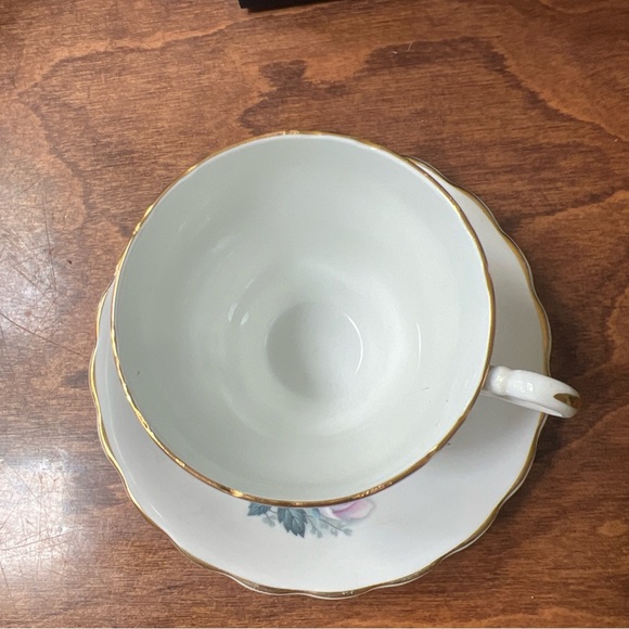 Royal Grafton Pink Roses Floral Fine Bone China Tea Cup And Saucer England - Picture 4 of 7